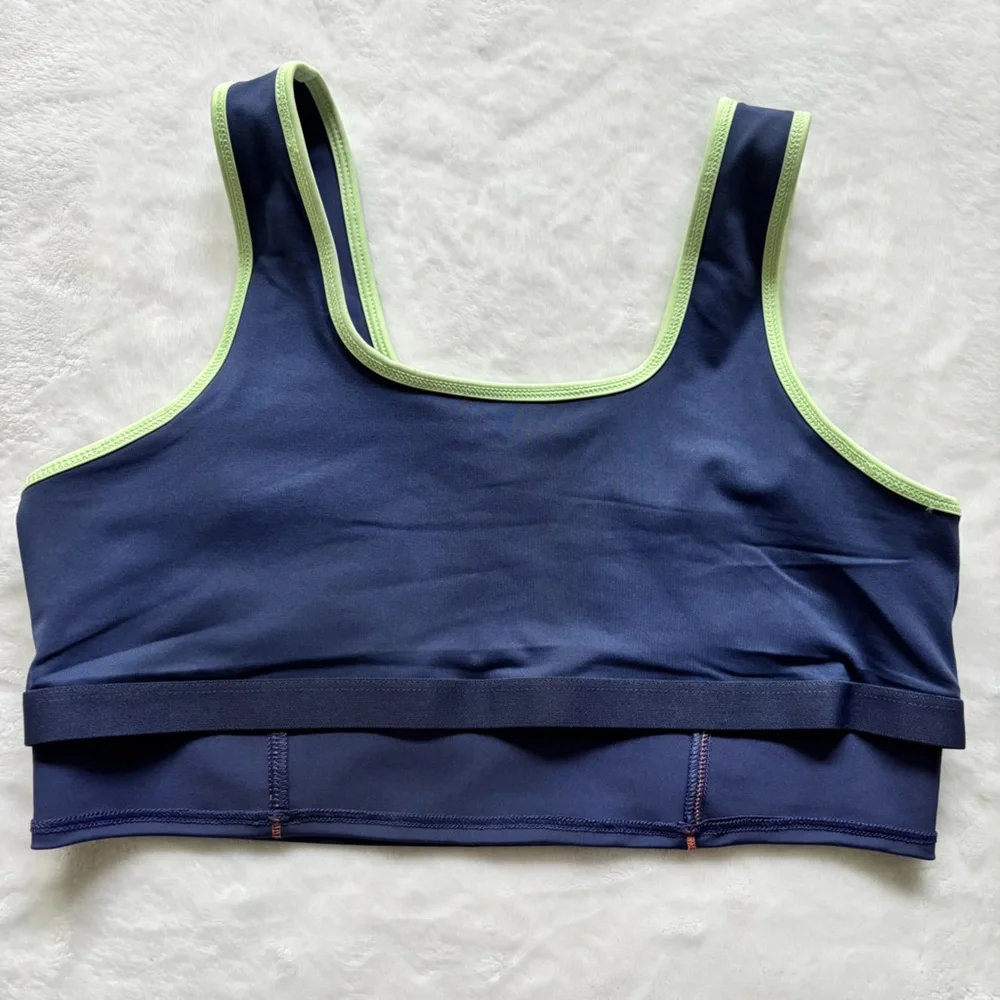 FABLETICS Mini Catalina Medium Impact Sports Bra--XL (girls 14/16)